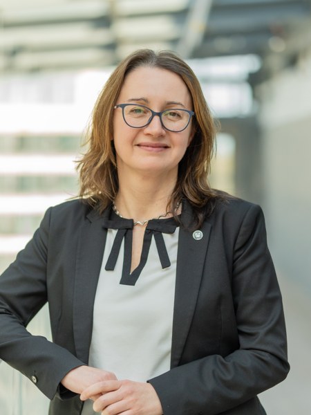 Dr. hab. Aneta A. Ptaszyńska